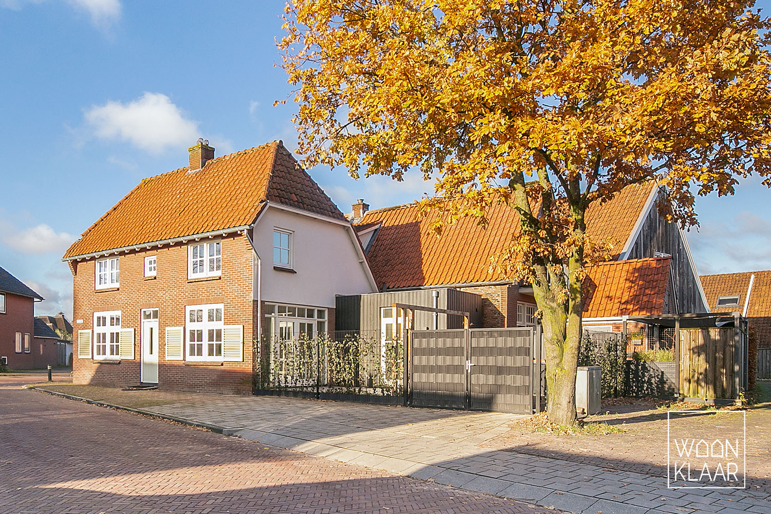 Dorpsstraat 31, Enter